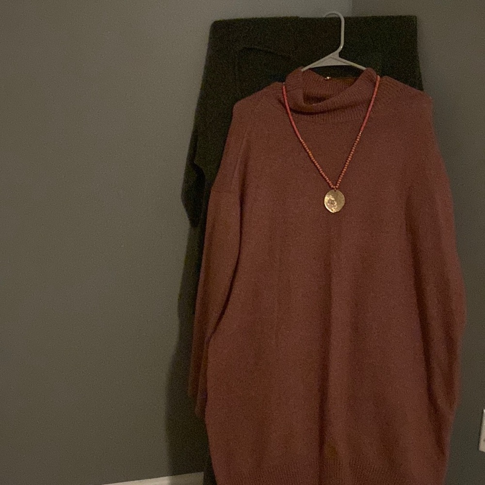 Women tunic sweater